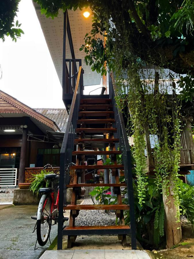 Kwanlah Homestay Mae Chaem Exterior photo
