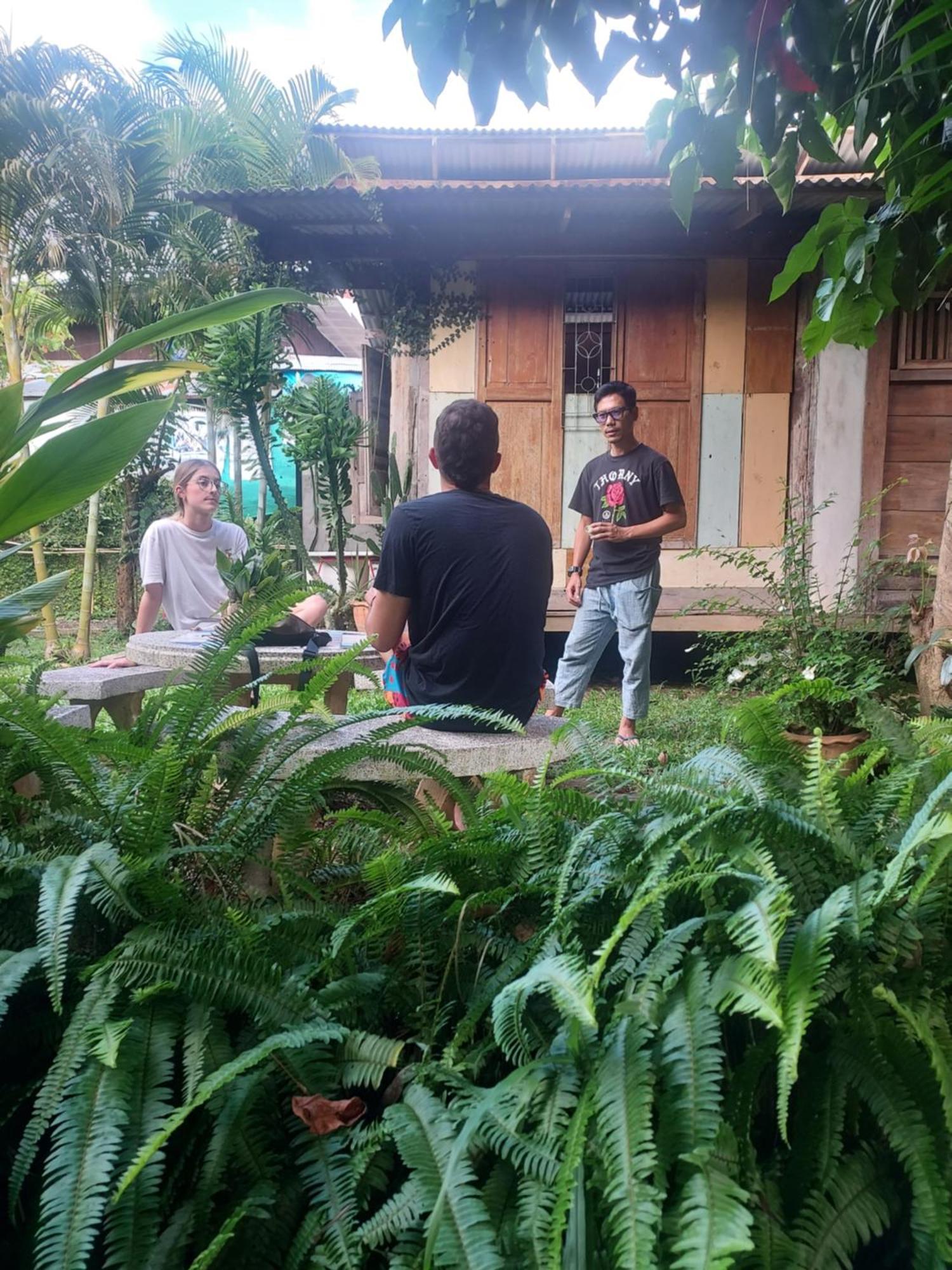 Kwanlah Homestay Mae Chaem Exterior photo